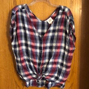 NWOT Knox Rose plaid top- Size XL